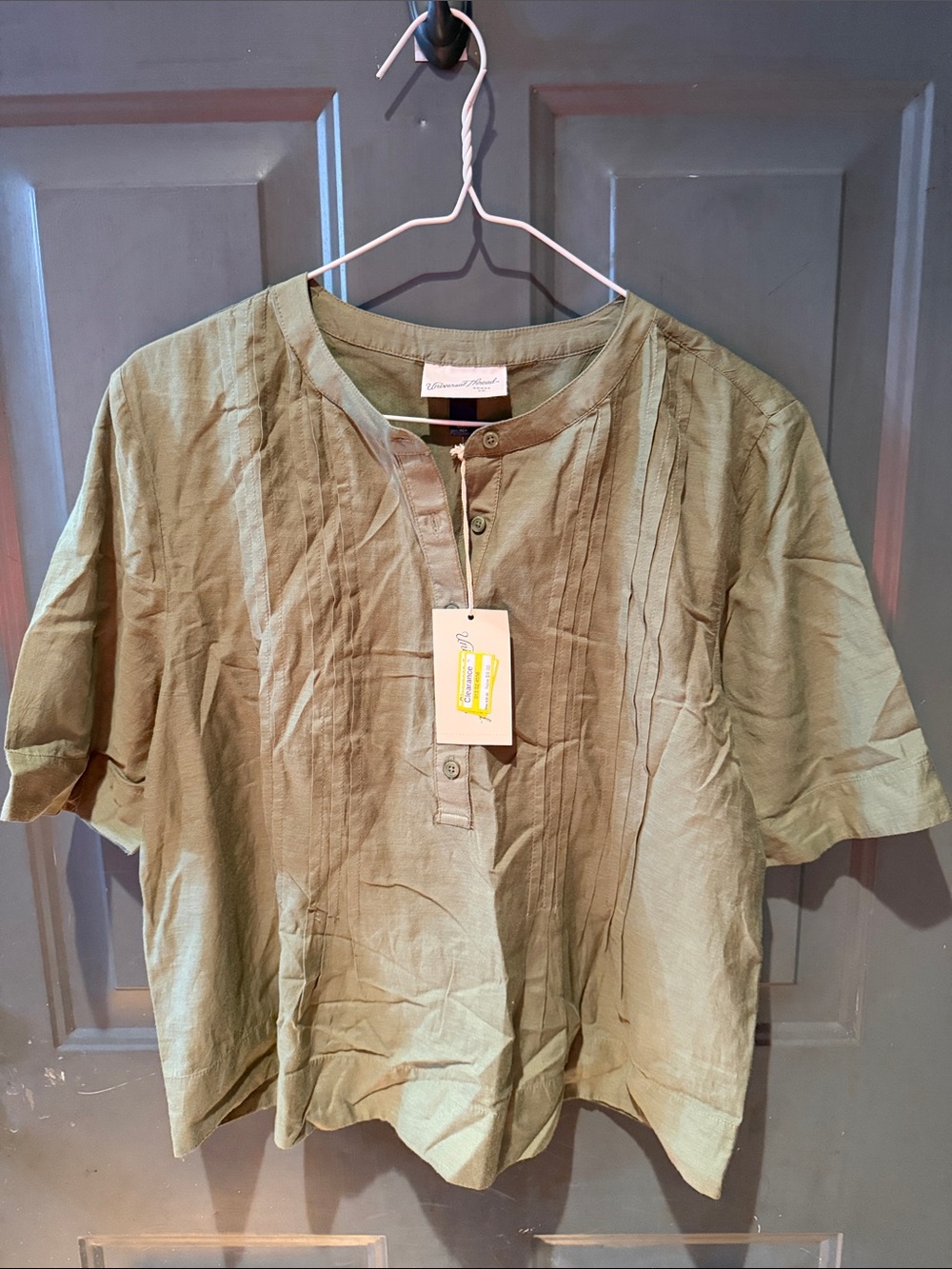 Universal Thread Olive Green Short-Sleeve Button Henley Shirt